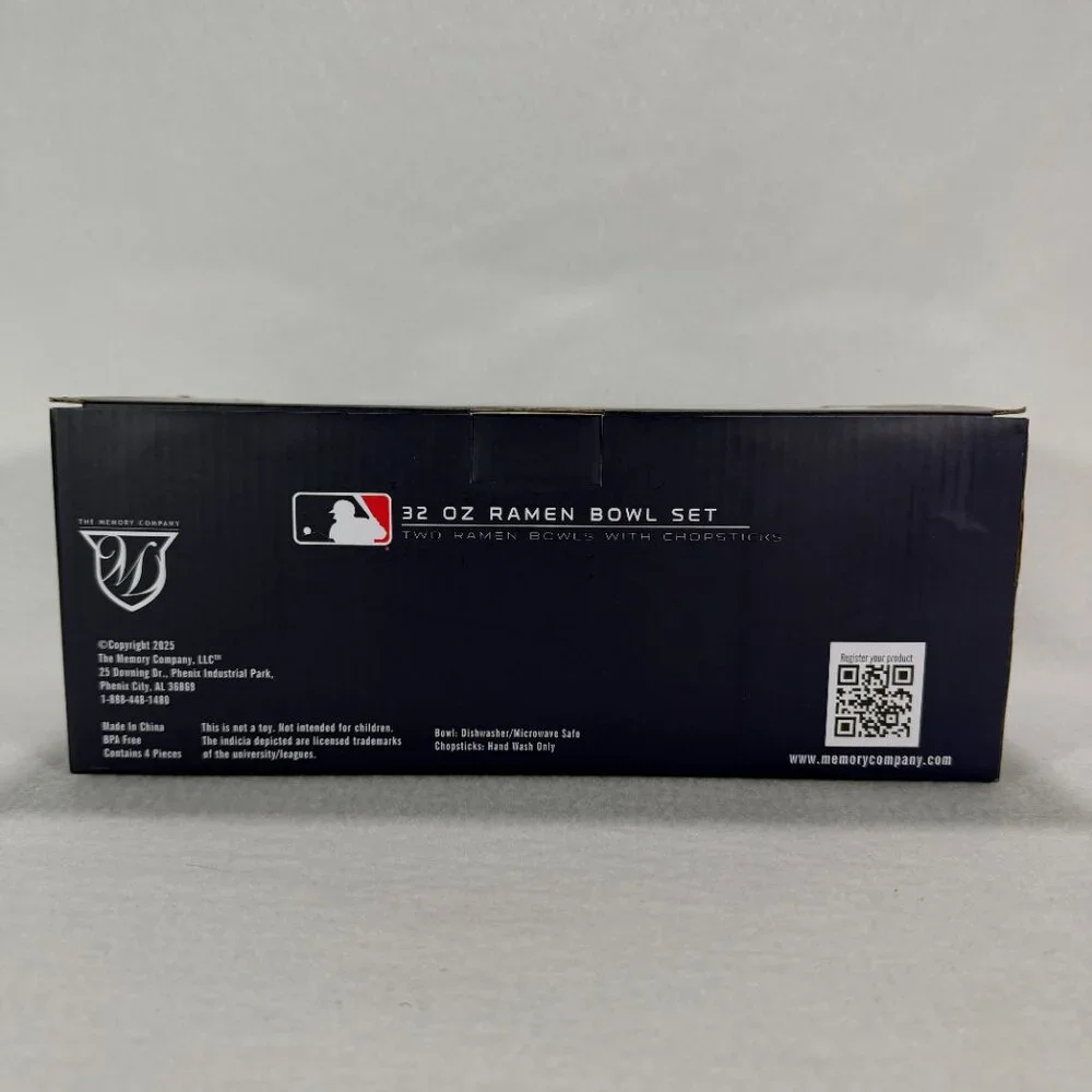 New York Yankees Ramen Bowl Set of 2 32 oz Ceramic with Chopsticks MLB NY NIB